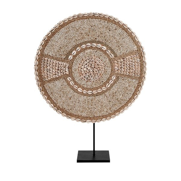 Escultura Em Conchas E Micangas